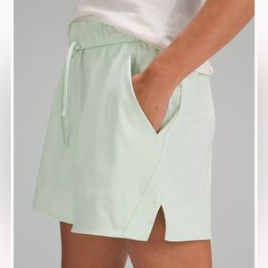 Lululemon “Cinchable Waist” Shorts